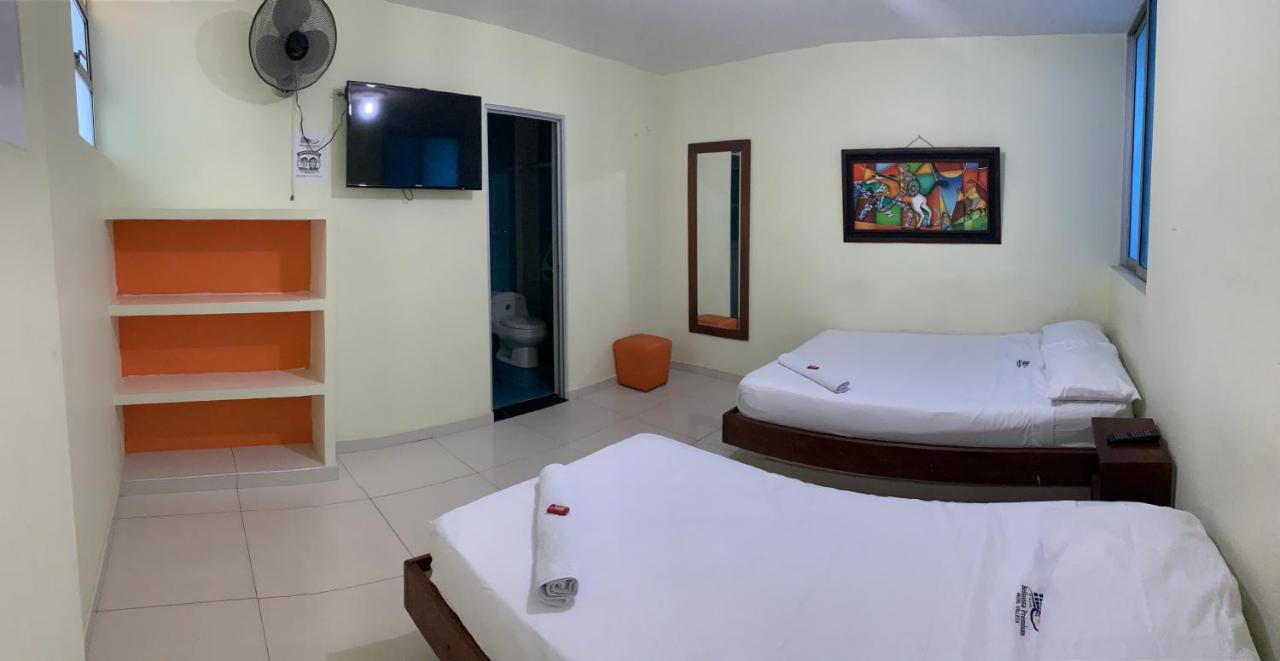 Hotel Bellavista Premium Villeta Bagian luar foto