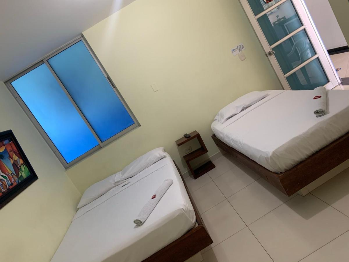 Hotel Bellavista Premium Villeta Bagian luar foto