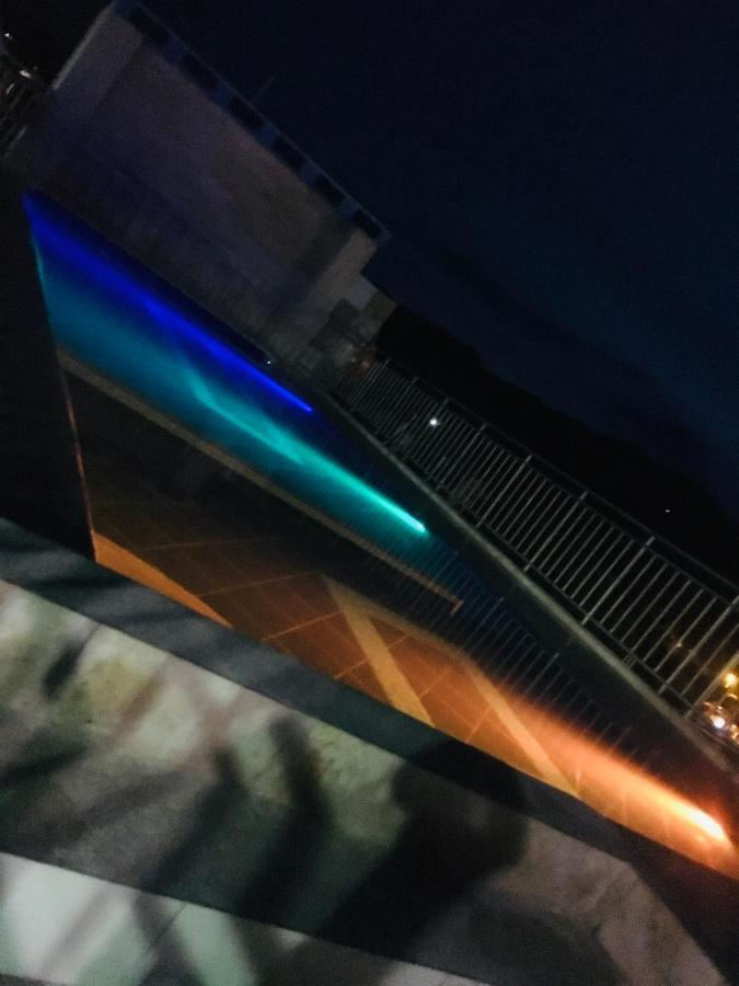 Hotel Bellavista Premium Villeta Bagian luar foto
