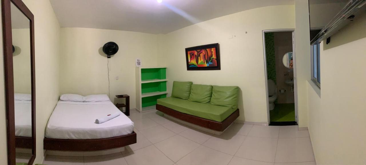 Hotel Bellavista Premium Villeta Bagian luar foto