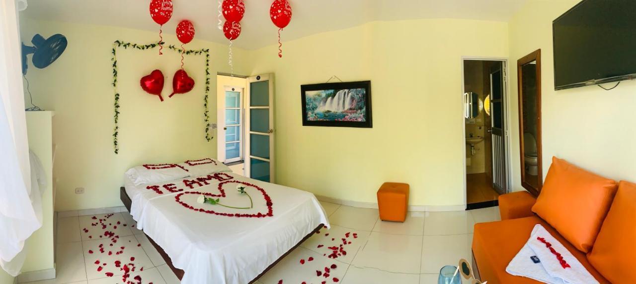 Hotel Bellavista Premium Villeta Bagian luar foto