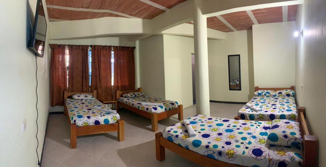 Hotel Bellavista Premium Villeta Bagian luar foto